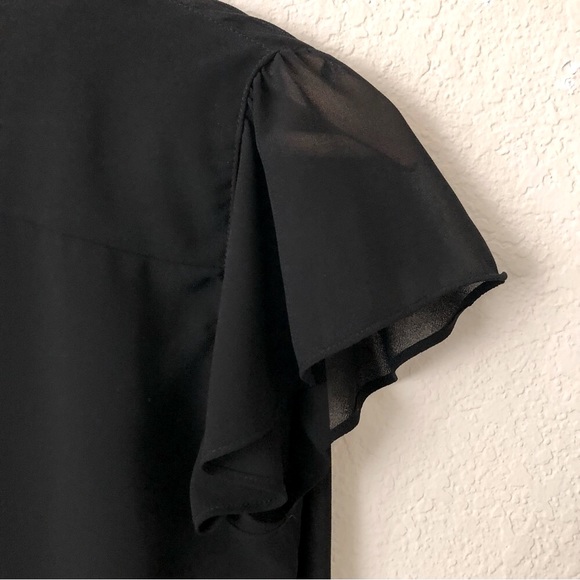 H&M Short-Sleeves Pleated Black Blouse - Women's 4 - Picture 4 of 13